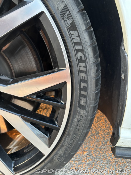 Volkswagen Golf 7.5 GTI Performance 2019