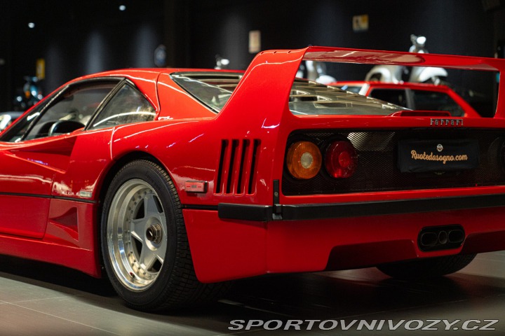 Ferrari F40 1991