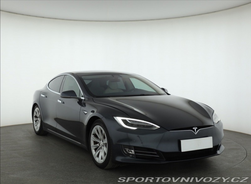 Tesla Model S 75D