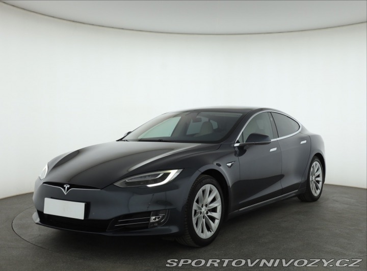 Tesla Model S 75D 2018