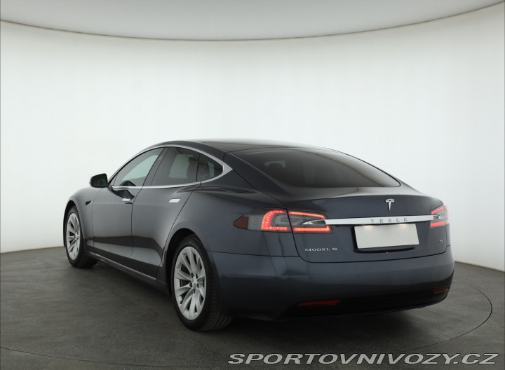 Tesla Model S 75D 2018
