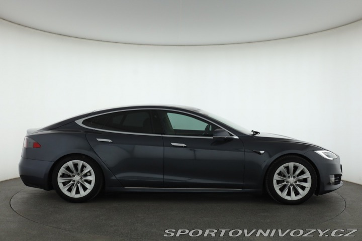 Tesla Model S 75D 2018