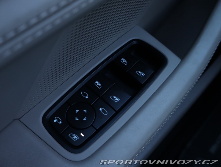 Porsche Taycan 84 kWh Plus 2022