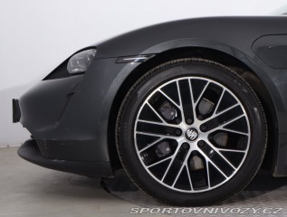 Porsche Taycan 84 kWh Plus 2022