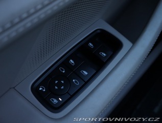 Porsche Taycan 84 kWh Plus 2022