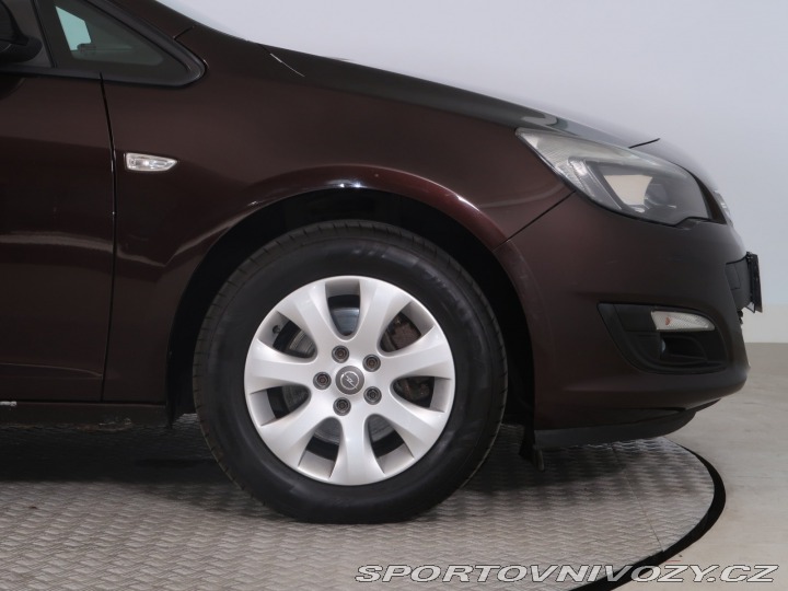 Opel Astra 2.0 CDTI 2014