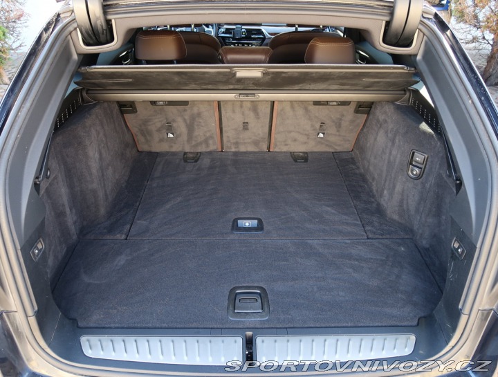 BMW 5 M Sport 540i xDrive 2019