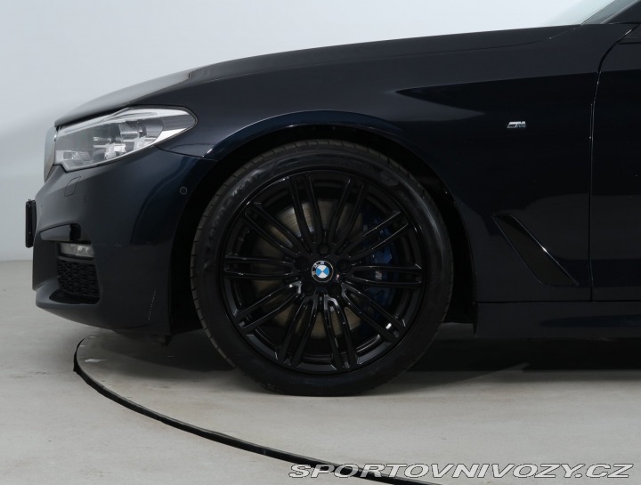BMW 5 M Sport 540i xDrive 2019