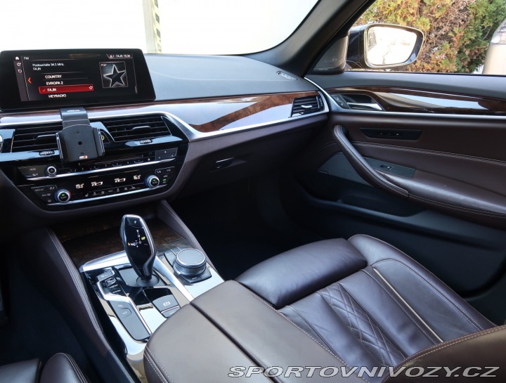 BMW 5 M Sport 540i xDrive 2019