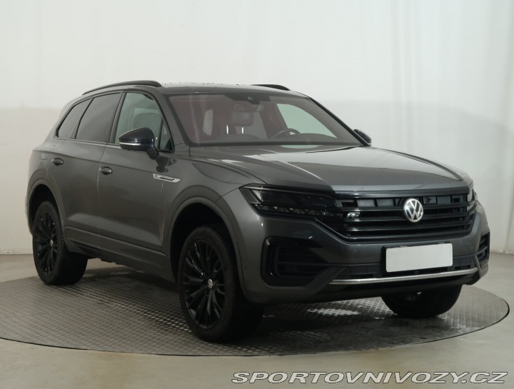 Volkswagen Ostatní modely Touareg R-Line 3.0 TDI 2020