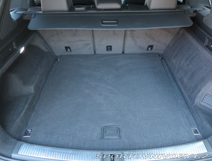 Volkswagen Ostatní modely Touareg R-Line 3.0 TDI 2020