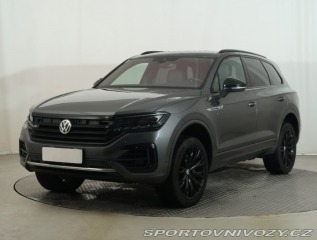 Volkswagen Ostatní modely Touareg R-Line 3.0 TDI 2020