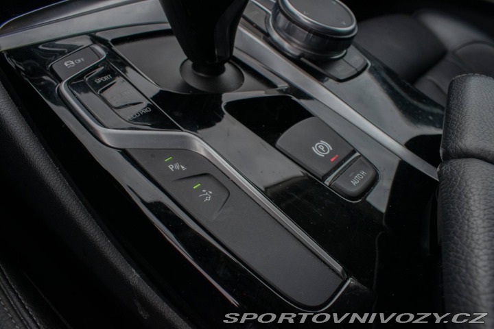 BMW 6 GT  630d  xDrive ZÁRUKA / 2019