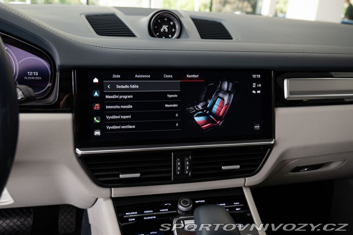 Porsche Cayenne E-Hybrid Platinum Edition 2022