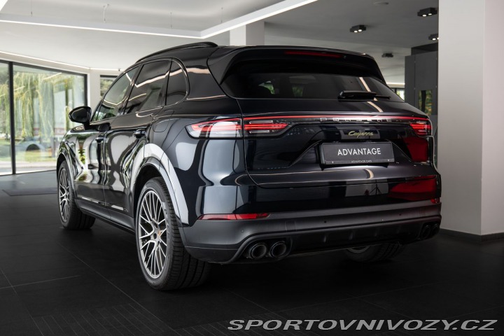 Porsche Cayenne E-Hybrid Platinum Edition 2022