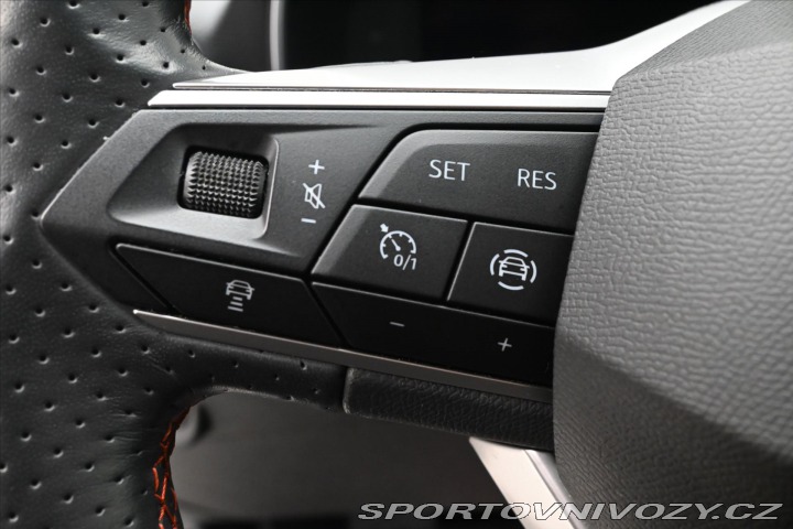 Seat Leon 2,0 TSI 140kW DSG FR Záru 2022