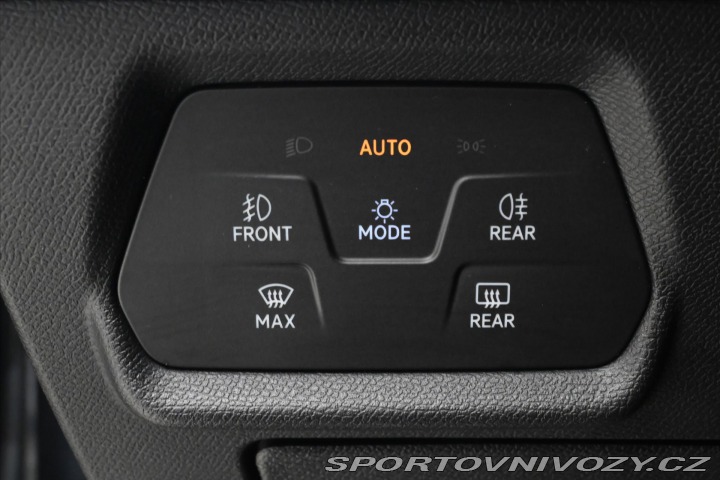 Seat Leon 2,0 TSI 140kW DSG FR Záru 2022