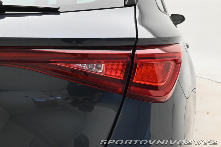 Seat Leon 2,0 TSI 140kW DSG FR Záru 2022