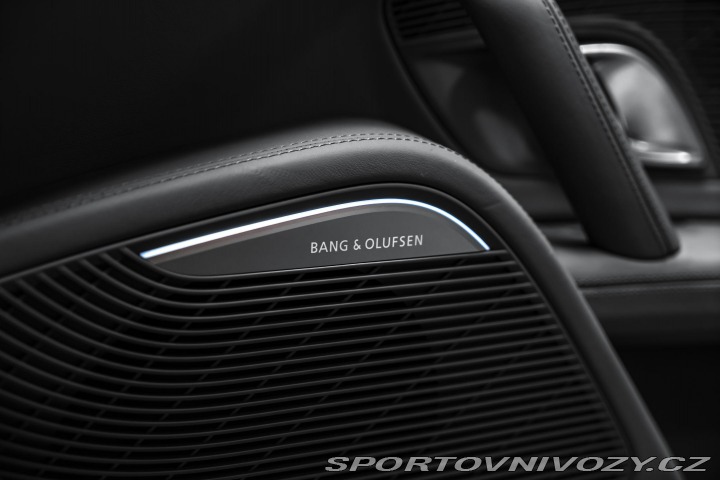 Audi R8 B&O/KARBON/SEATS/PDC/ 2015