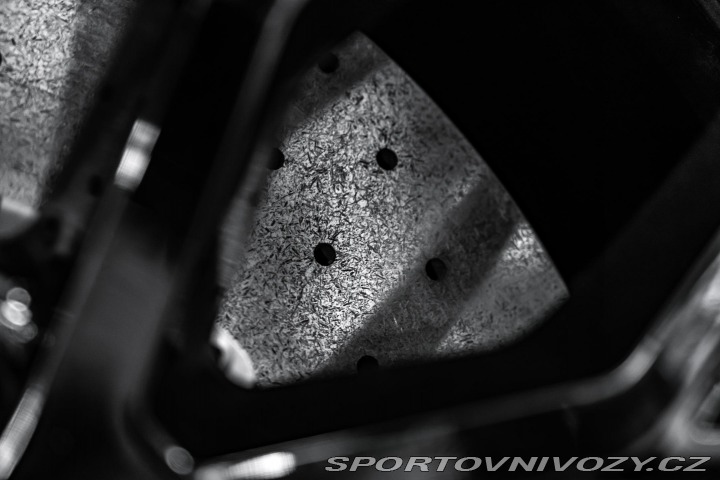 Audi R8 B&O/KARBON/SEATS/PDC/ 2015