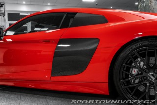 Audi R8 B&O/KARBON/SEATS/PDC/ 2015