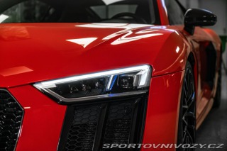 Audi R8 B&O/KARBON/SEATS/PDC/ 2015