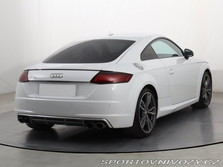 Audi TT TTS 2.0 TFSI 2015