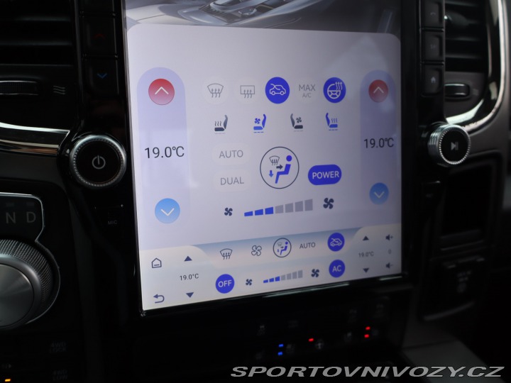 Ostatní značky Ostatní modely Ram 1500  5.7 V8 Hemi 2016