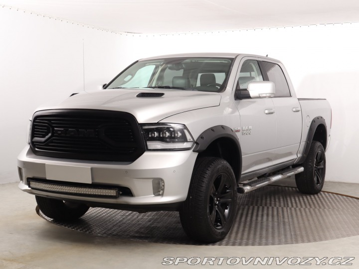 Ostatní značky Ostatní modely Ram 1500 5.7 V8 Hemi 2016