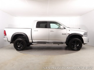 Ostatní značky Ostatní modely Ram 1500 5.7 V8 Hemi 2016