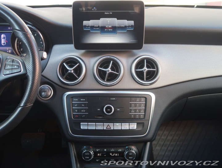 Mercedes-Benz CLA 200 2018