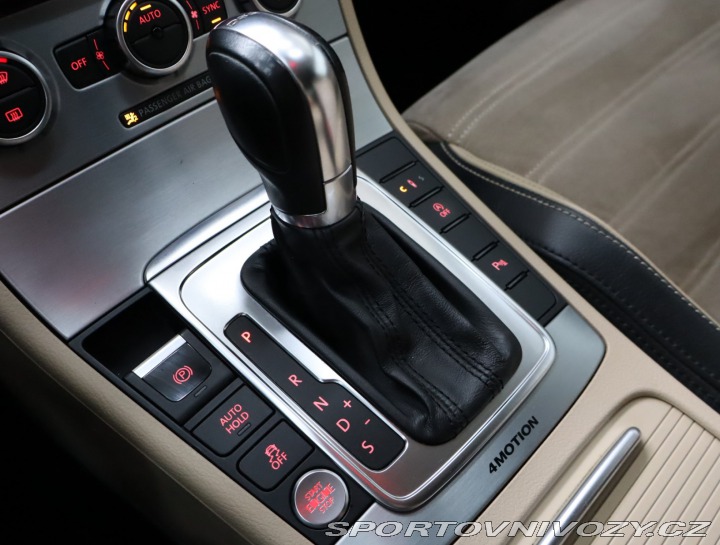 Volkswagen CC Highline 2.0 TDI BMT 2012