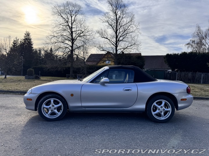 Mazda MX-5  2005
