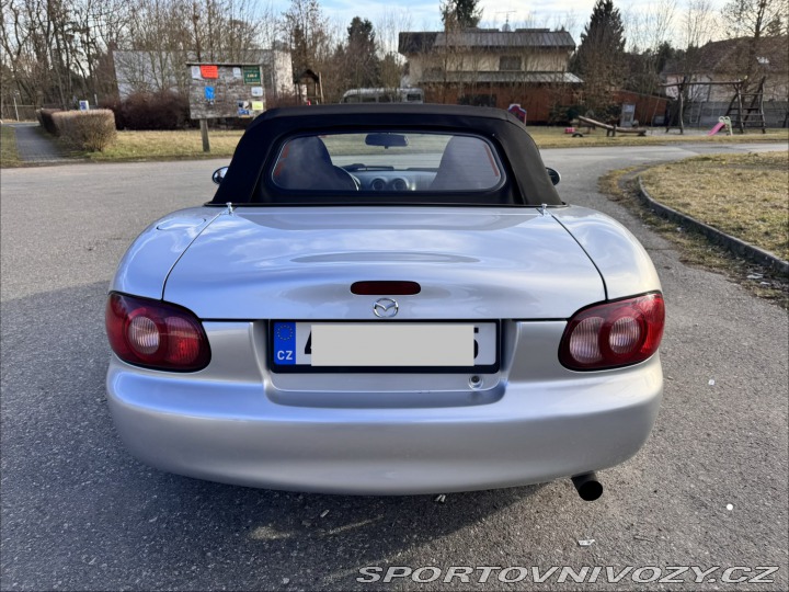 Mazda MX-5  2005