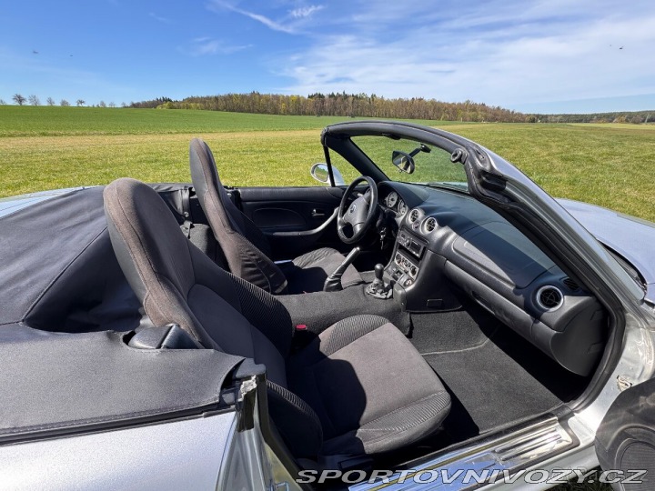 Mazda MX-5 2005