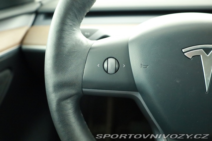 Tesla Model Y Long Range AWD 75kWh 2021