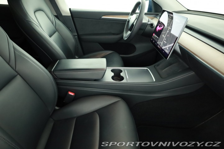 Tesla Model Y Long Range AWD 75kWh 2021