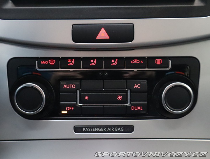 Volkswagen Passat CC CC 2.0 TDI 2011