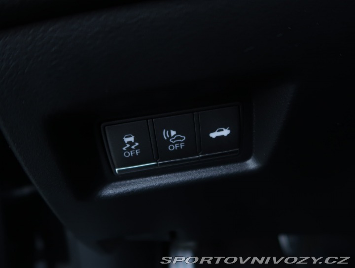 Infiniti Q50 Hybrid AWD 2016