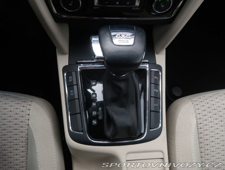 Škoda Superb 3.6 FSI V6 2011