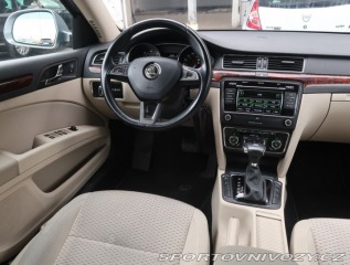 Škoda Superb 3.6 FSI V6 2011