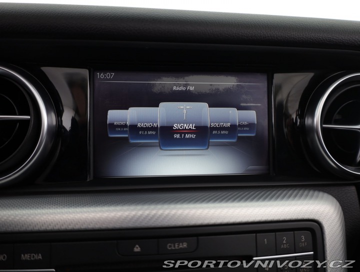 Mercedes-Benz SLC 200 2016