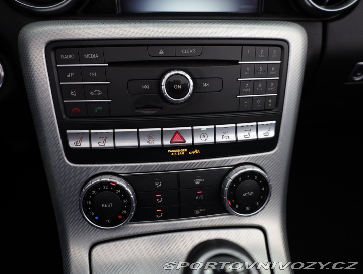 Mercedes-Benz SLC 200 2016