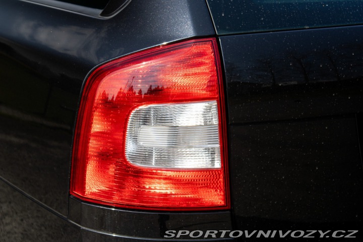 Škoda Octavia RS Combi  2.0 TFSI RS 147kW 2011