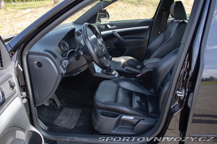 Škoda Octavia RS Combi  2.0 TFSI RS 147kW 2011