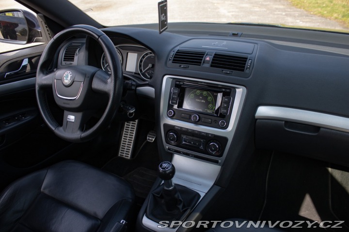 Škoda Octavia RS Combi 2.0 TFSI RS 147kW 2011