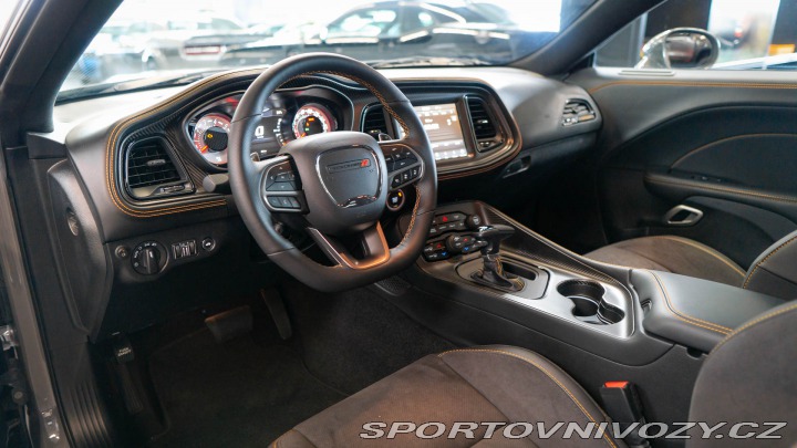 Dodge Challenger  2025