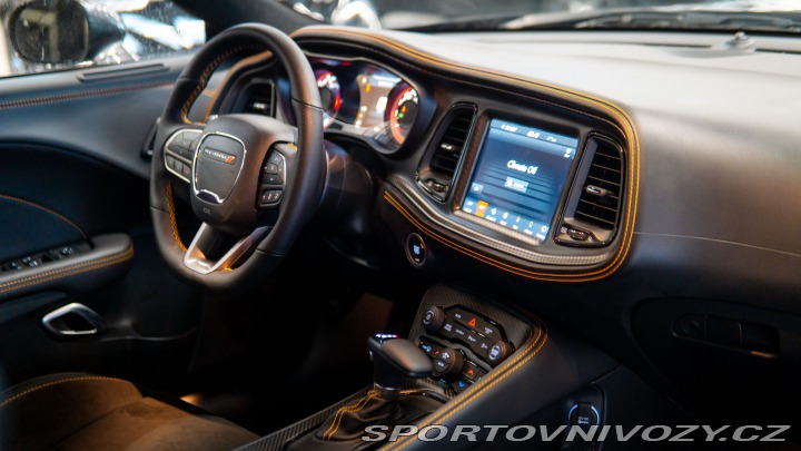 Dodge Challenger  2025