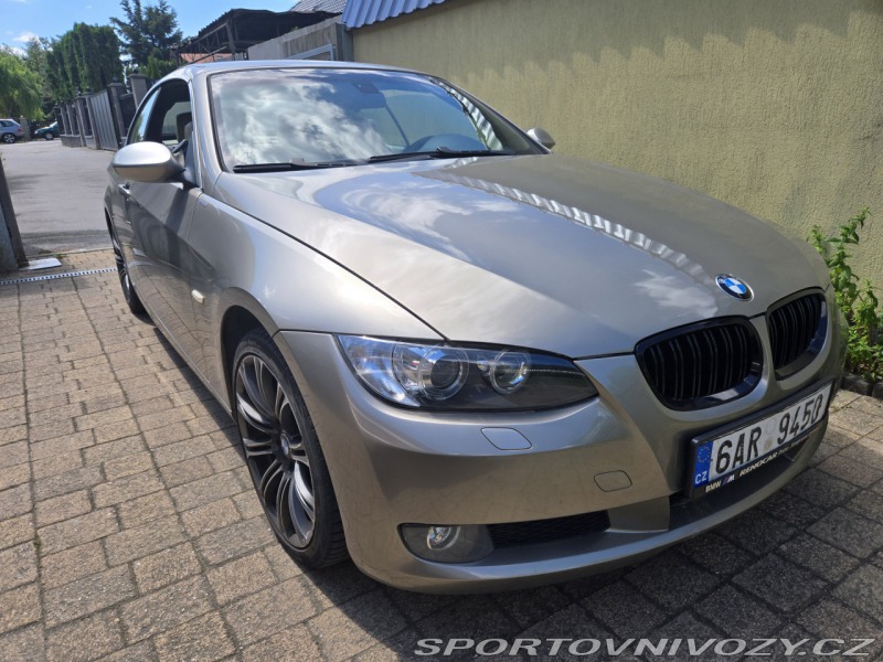 BMW 3 E 93  320i