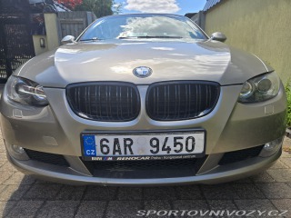 BMW 3 E 93  320i